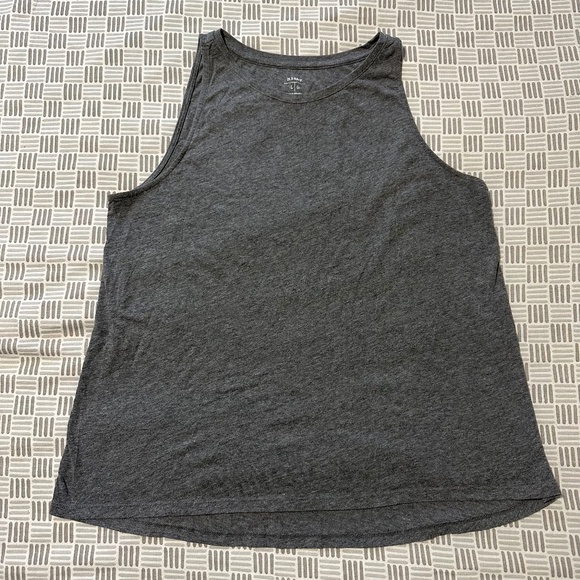 Old Navy | Women’s Gray Sleeveless Tank Top Athletic Size Large - Picture 1 of 6